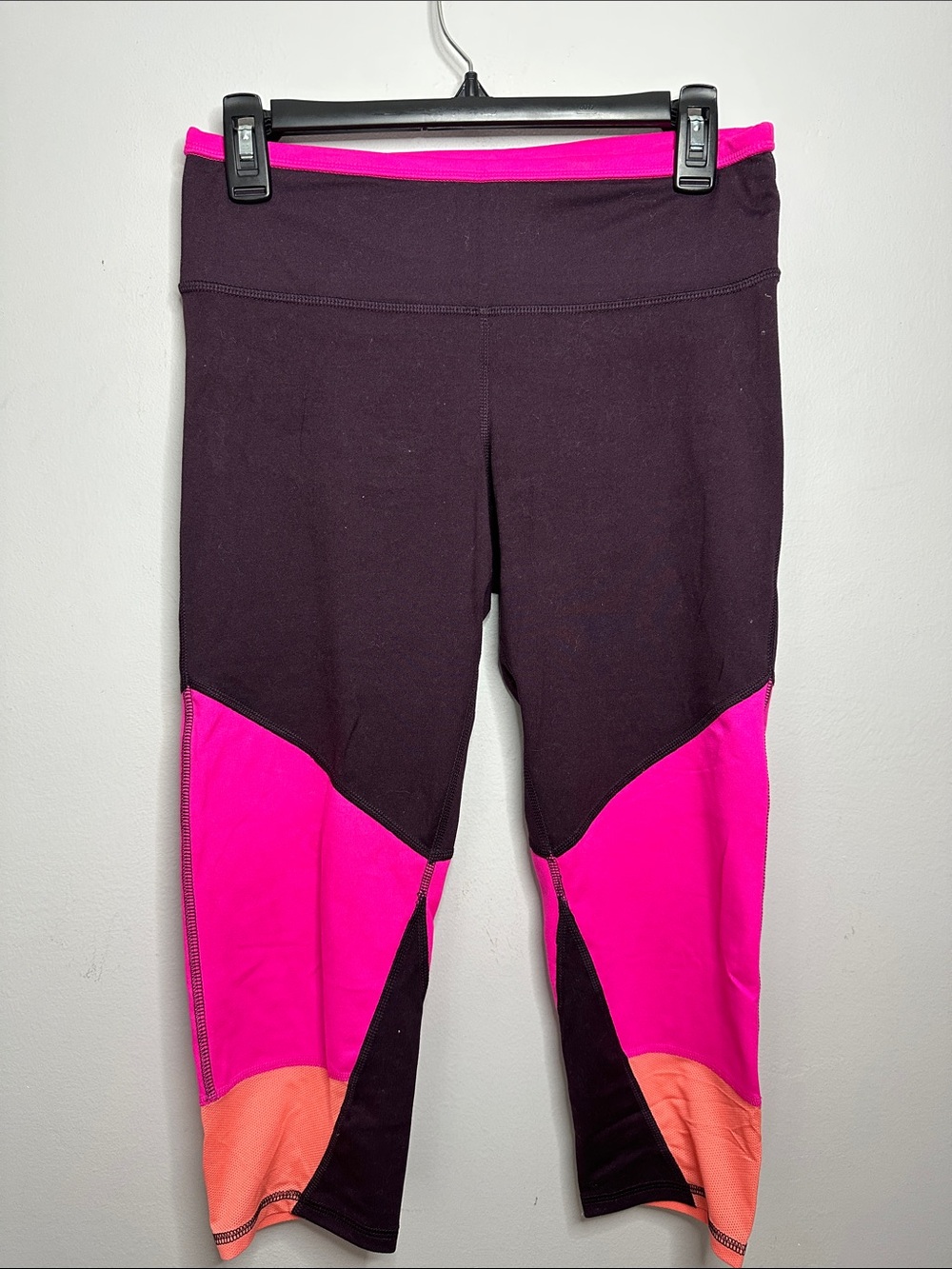 C9 by Champion Capri Leggings with Hot Pink and Coral Panels